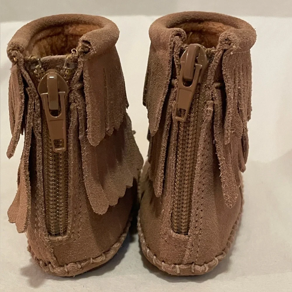 Source Unknown charming moccasins
